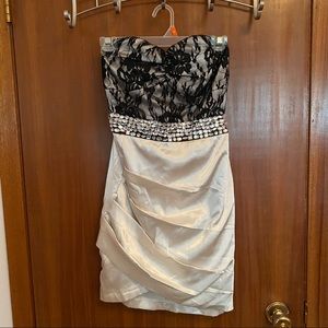 RJSTORY Champagne & Black Rhinestone Lace Satin Padded Strapless Dress